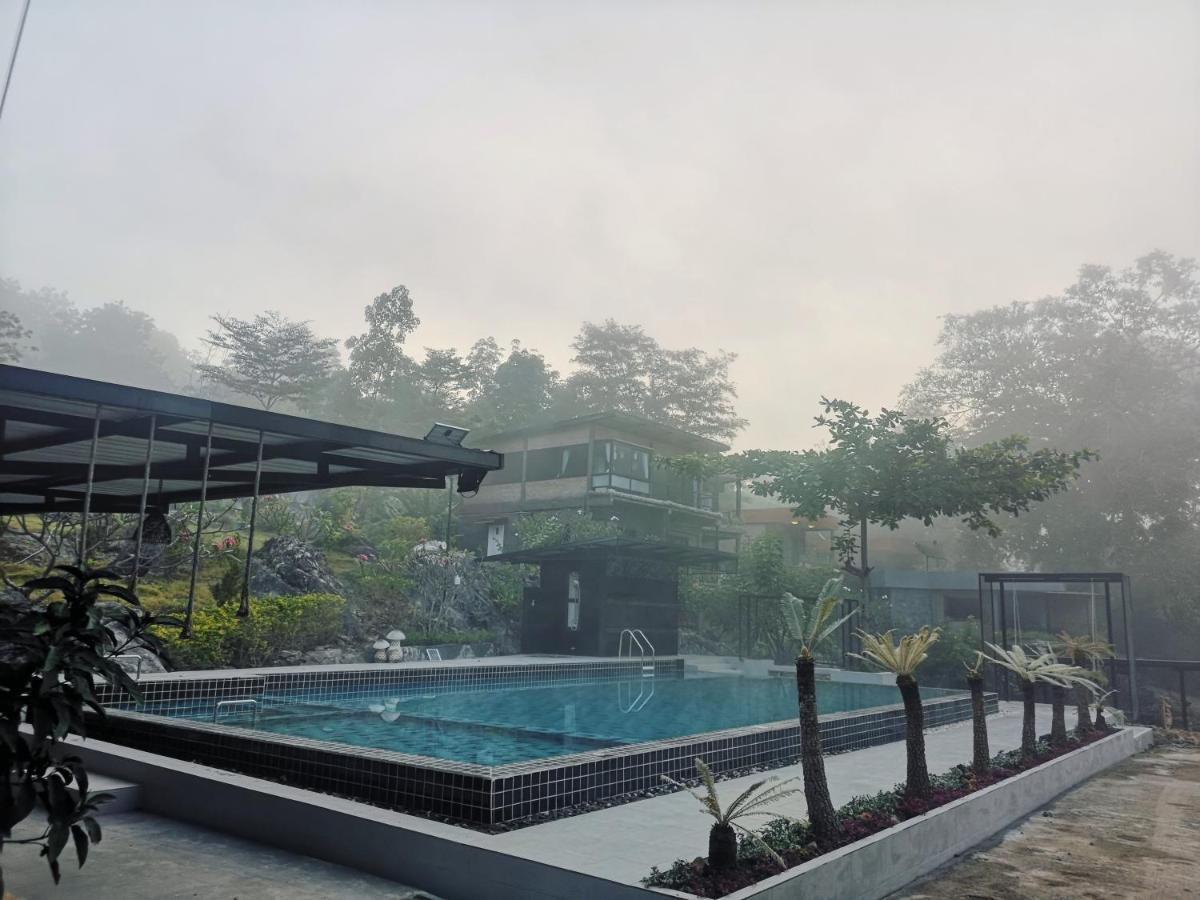 Keeree Loft Resort Thong Pha Phum Bagian luar foto