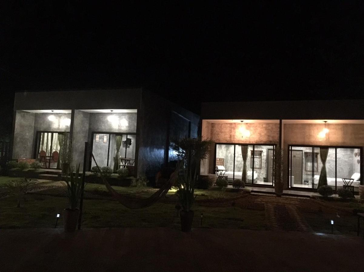 Keeree Loft Resort Thong Pha Phum Bagian luar foto