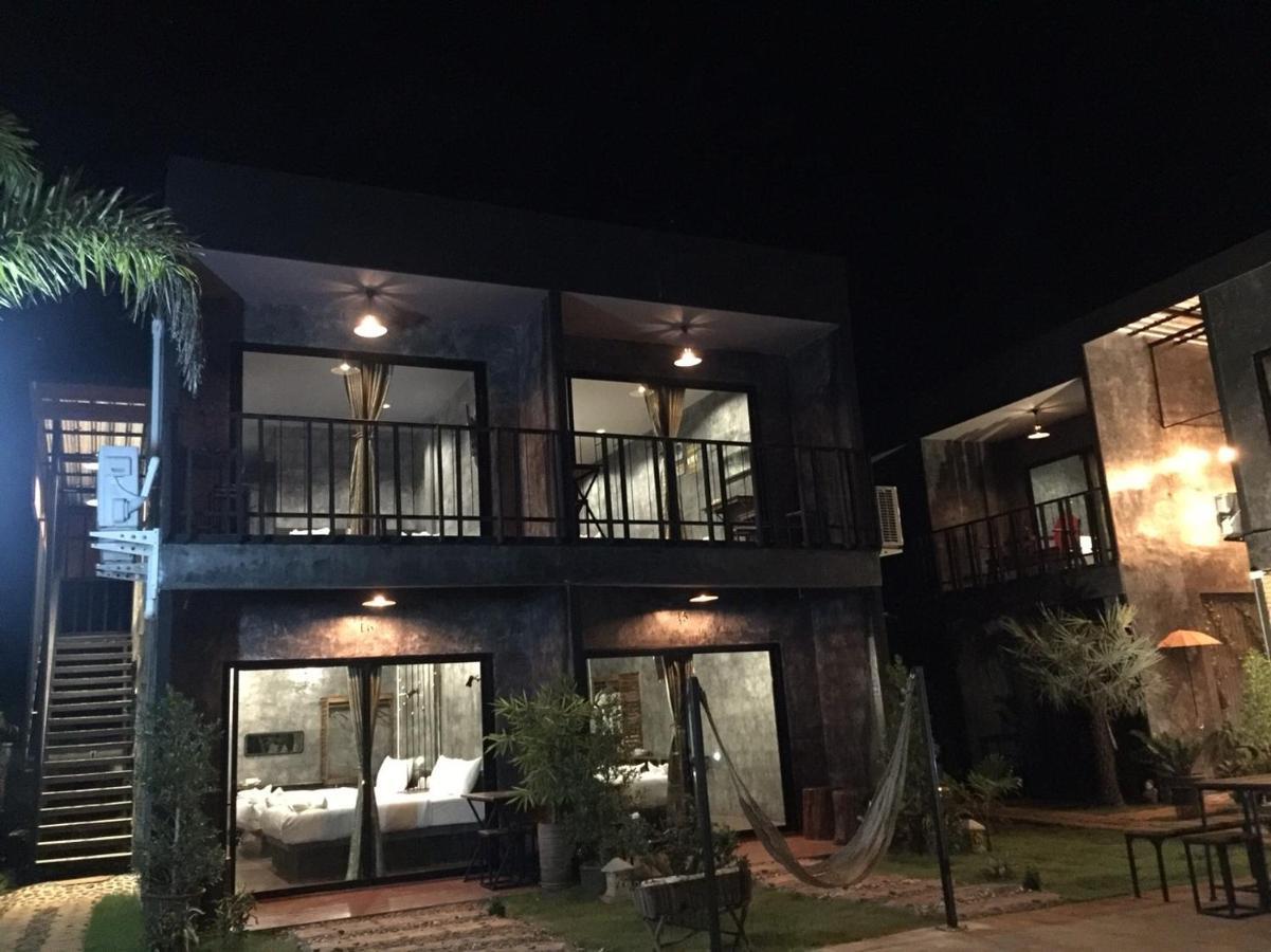 Keeree Loft Resort Thong Pha Phum Bagian luar foto